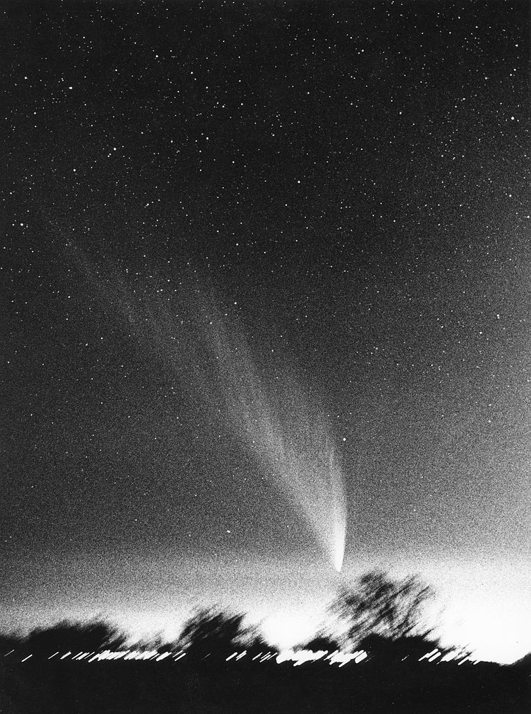 Komet West (C/1975 V1) im Jahr 1976 fotografiert an der VHS-Sternwarte Neumünster