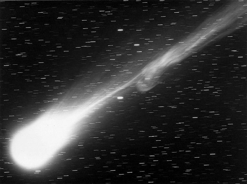 Schweifabriss im Gasschweif des Kometen Hyakutake (C/1996 B2).